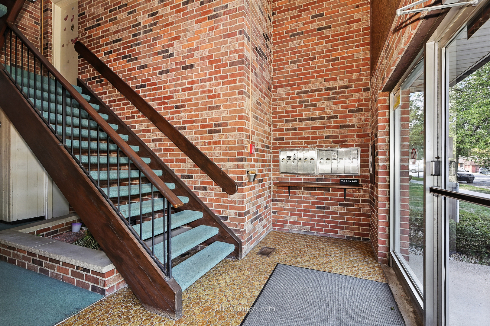 1040 Hirsch Boulevard #204, Calumet City, IL 60409