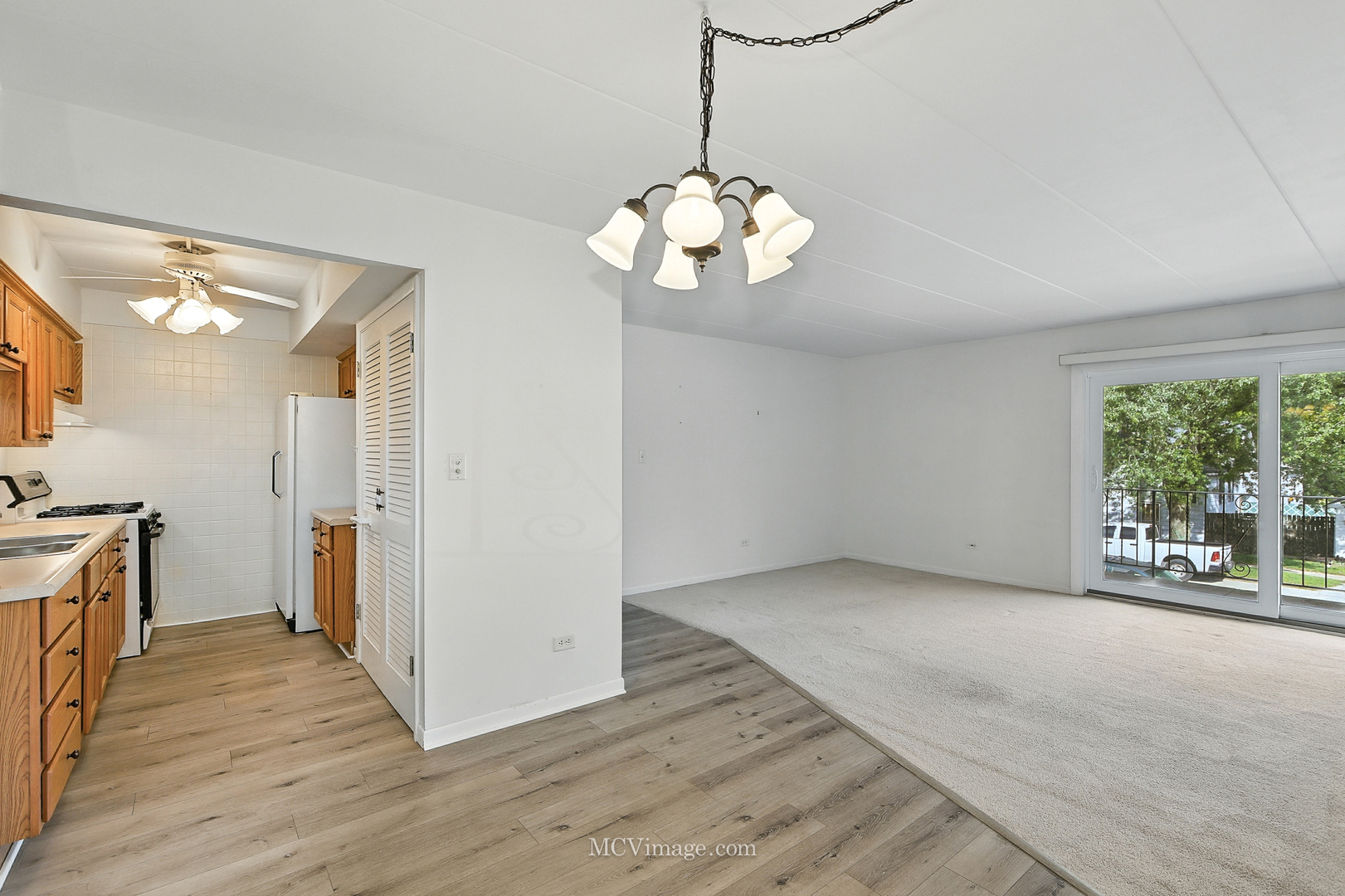 1040 Hirsch Boulevard #204, Calumet City, IL 60409