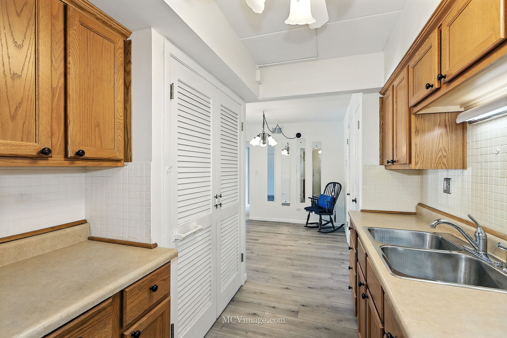 1040 Hirsch Boulevard #204, Calumet City, IL 60409