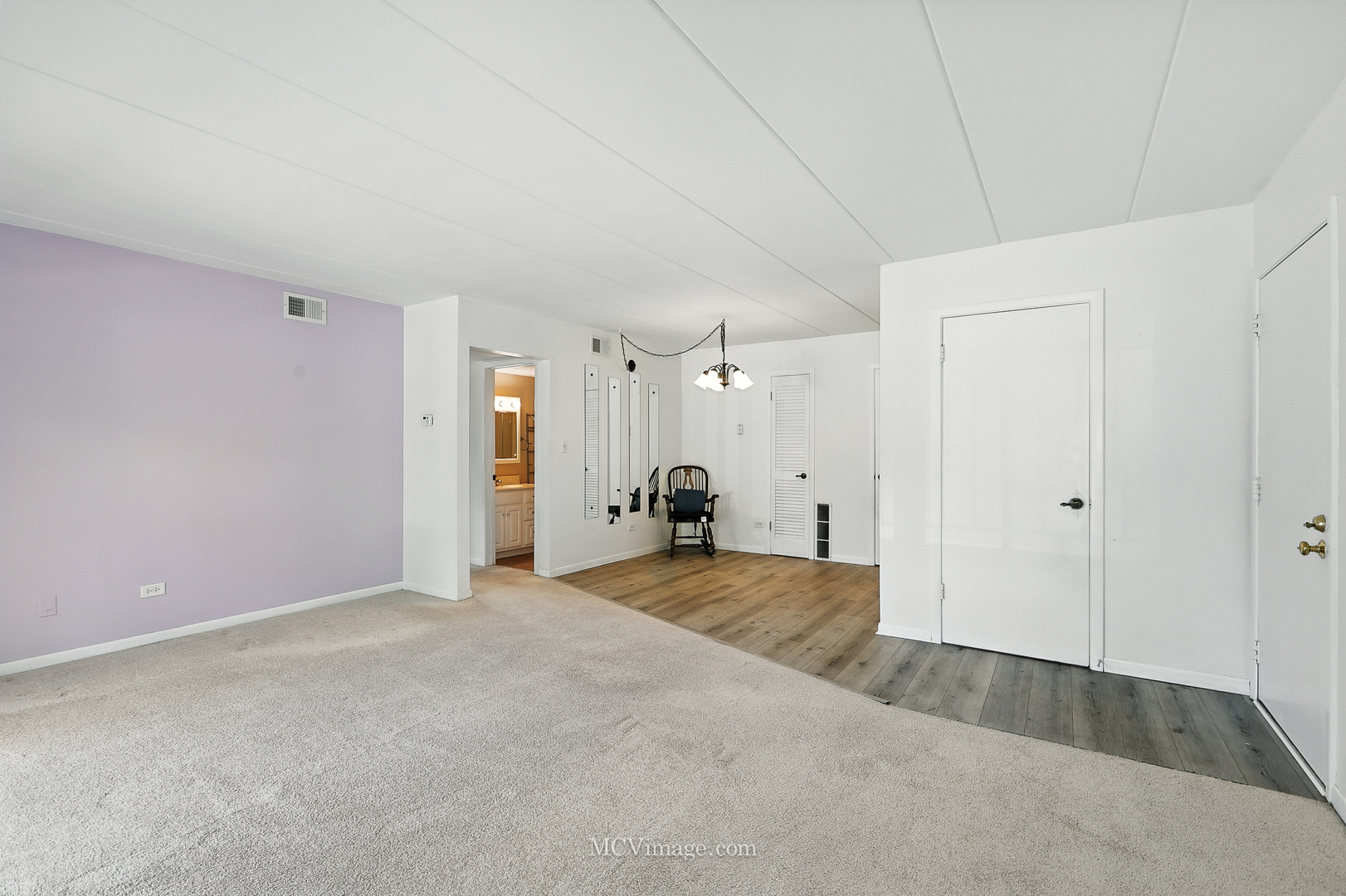 1040 Hirsch Boulevard #204, Calumet City, IL 60409