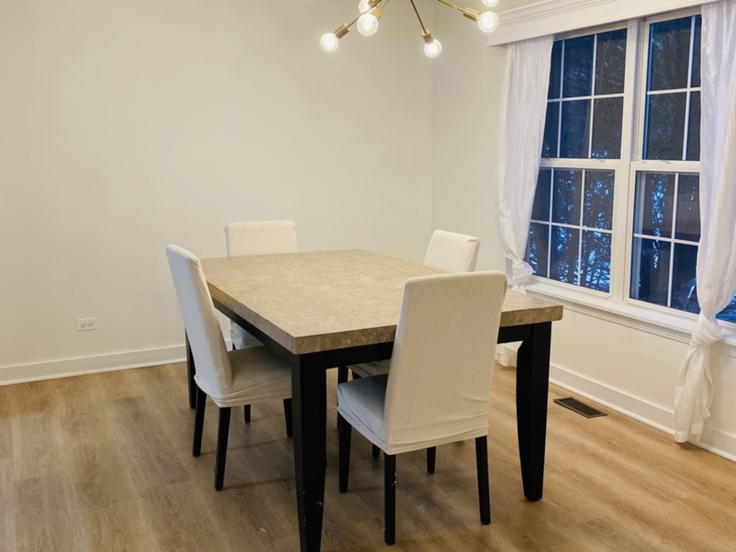 2745 Borkshire Lane #2745, Aurora, IL 60502