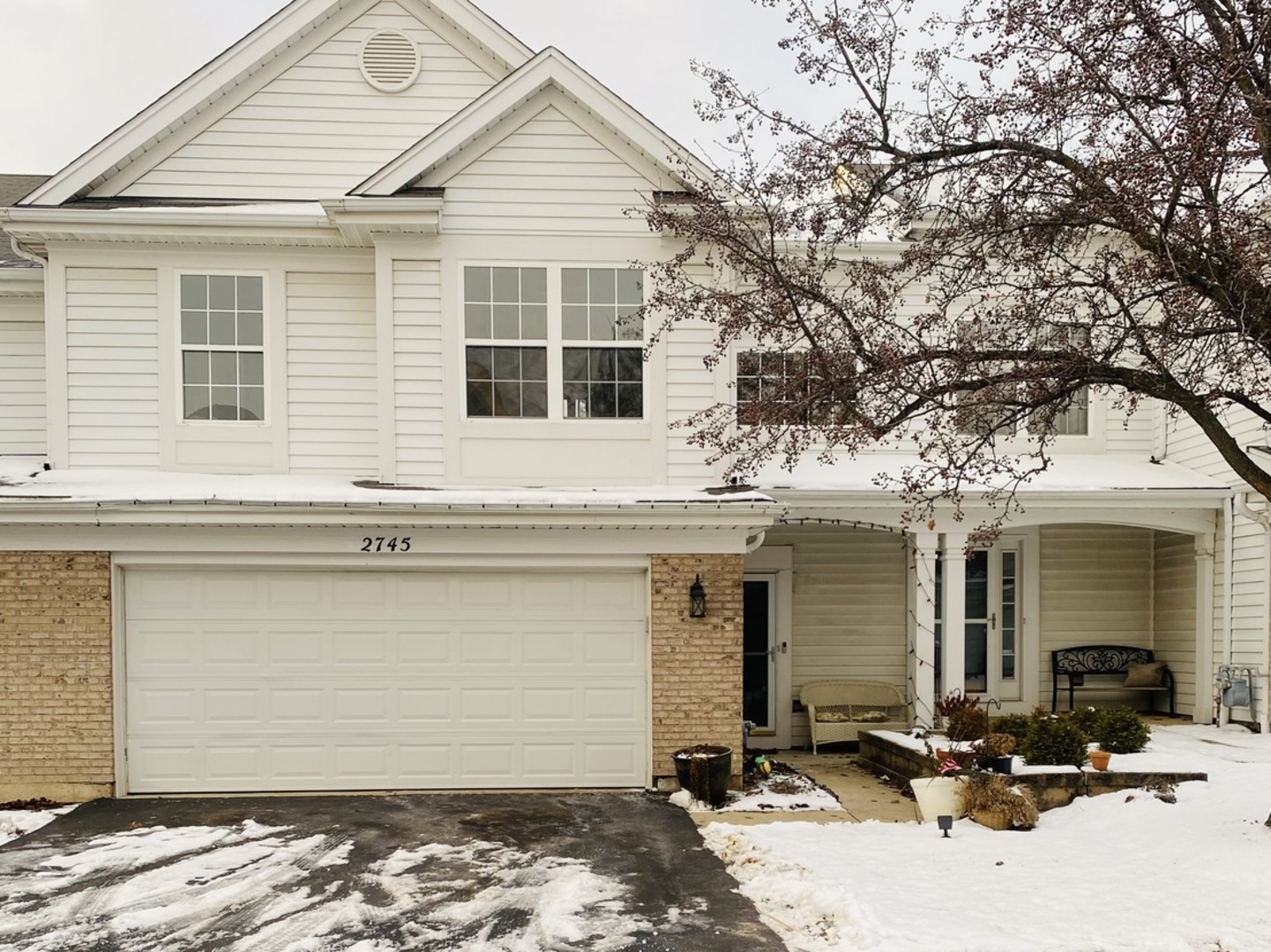 2745 Borkshire Lane #2745, Aurora, IL 60502
