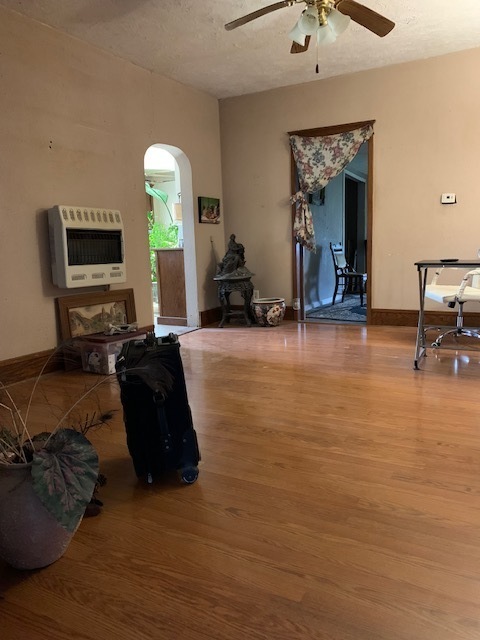 117 Clark Street, Chenoa, IL 61726