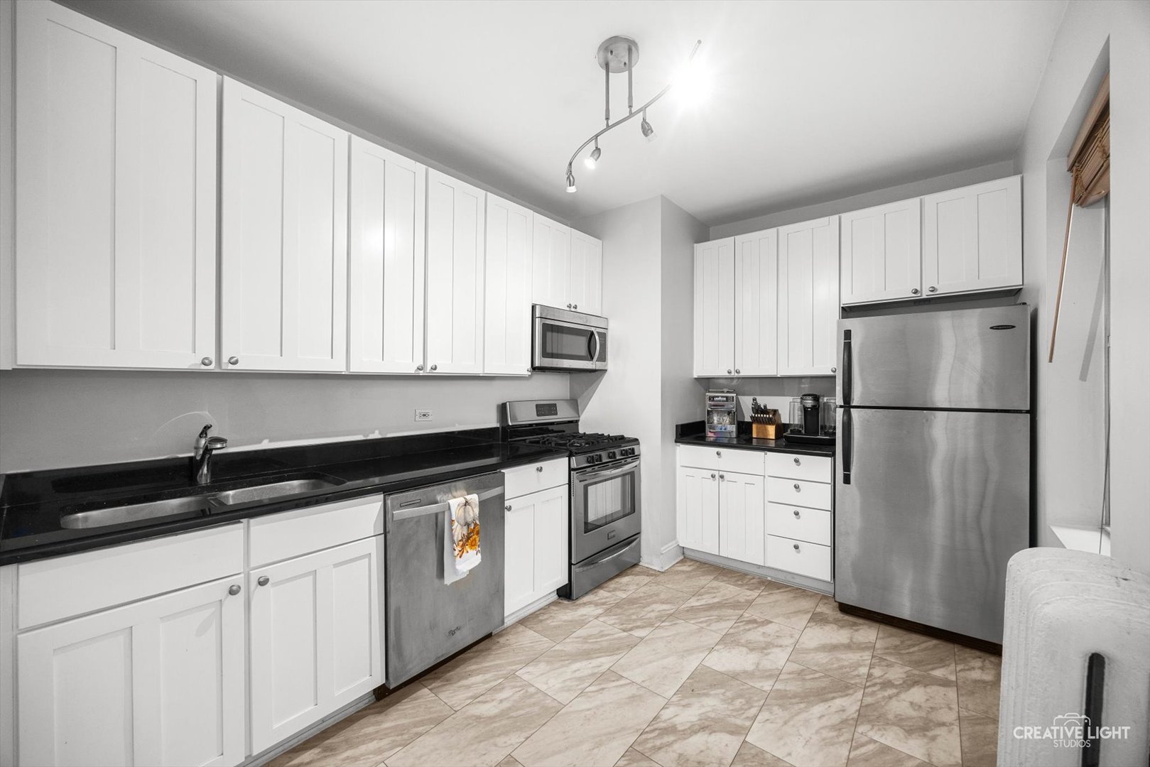 847 S Humphrey Avenue #1, Oak Park, IL 60304