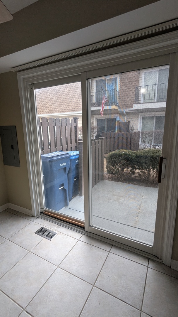 2233 Flower Court #2233, Schaumburg, IL 60194