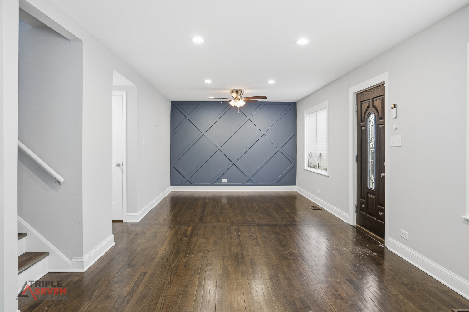 7725 S St Louis Avenue, Chicago, IL 60652