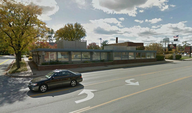 53 E Saint Charles Road, Villa Park, IL 60181