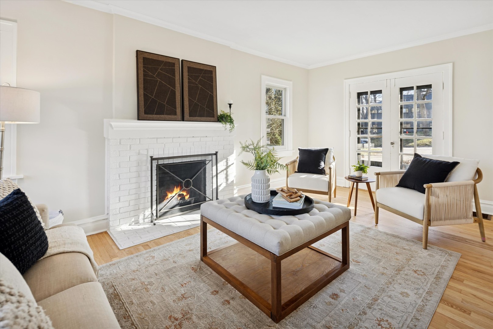 606 Elm Street, Glen Ellyn, IL 60137