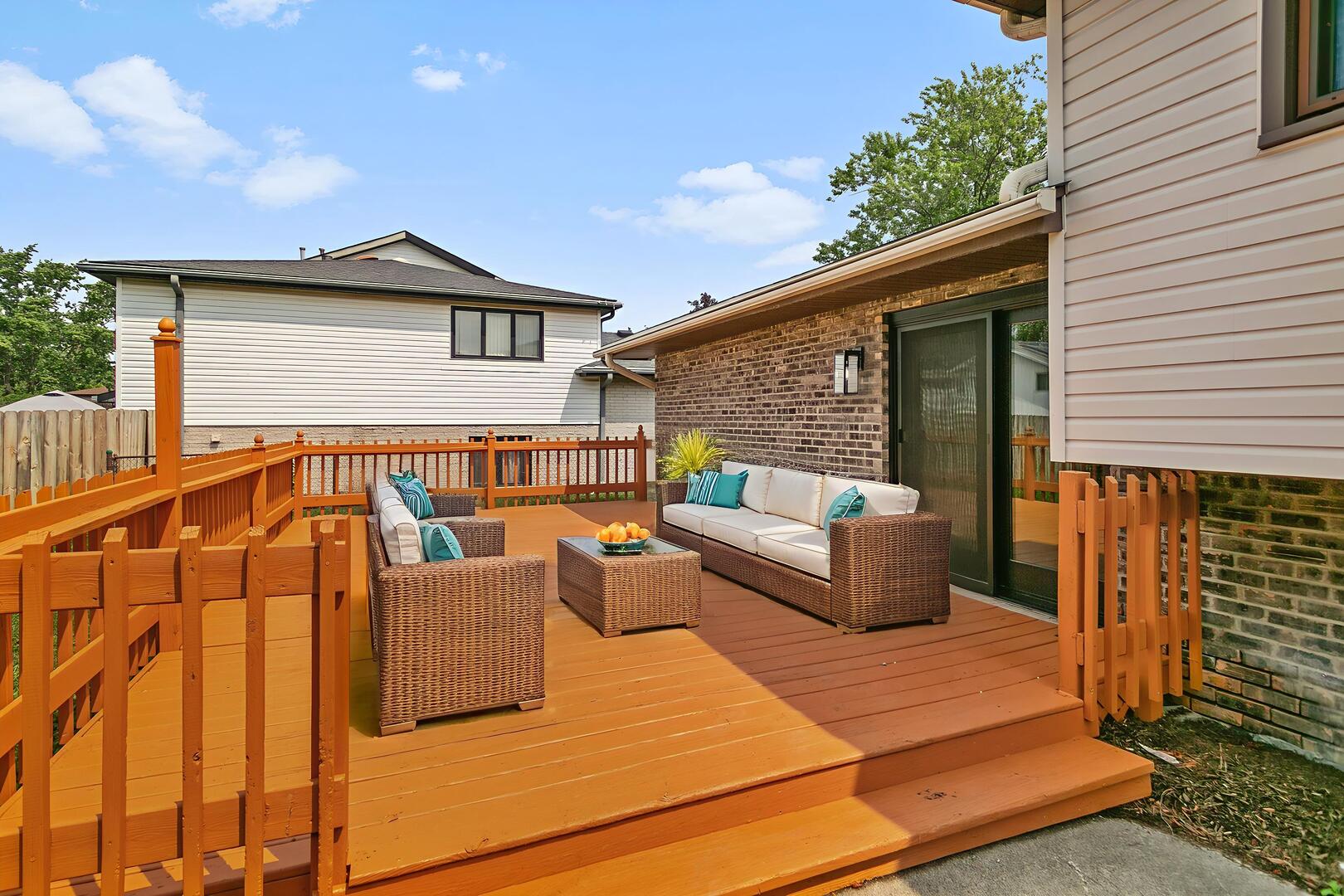 242 S Harper Avenue, Glenwood, IL 60425