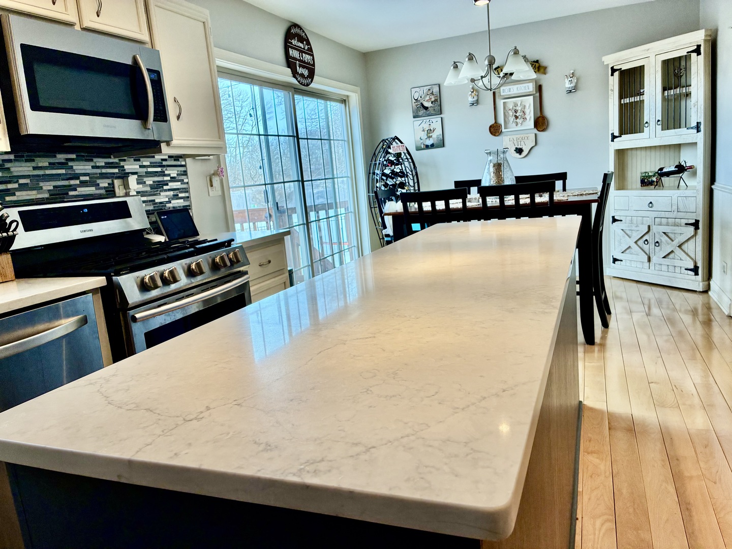 605 Dorchester Court, Naperville, IL 60565