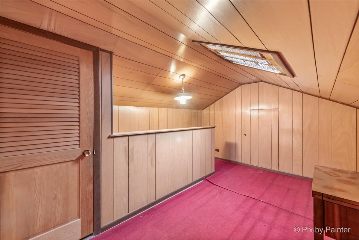 123 Dundee Avenue, East Dundee, IL 60118