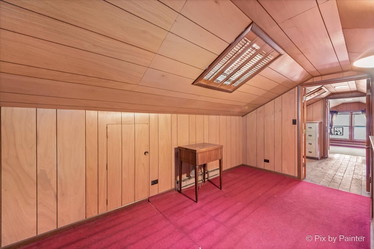 123 Dundee Avenue, East Dundee, IL 60118