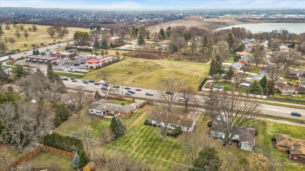 123 Dundee Avenue, East Dundee, IL 60118