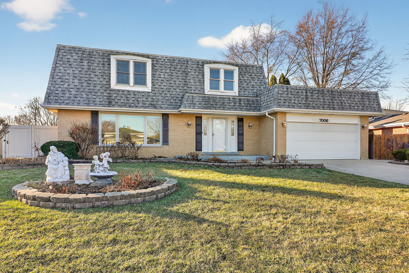 7006 Wilcox Avenue, Darien, IL 60561