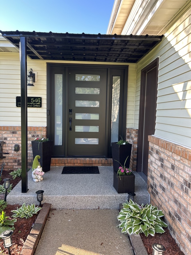 Crystal Lake, IL 60012