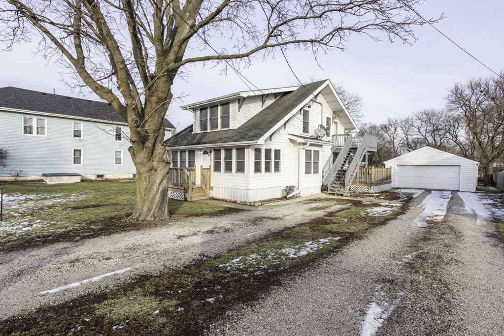 8211 198th Avenue, Bristol, WI 53104
