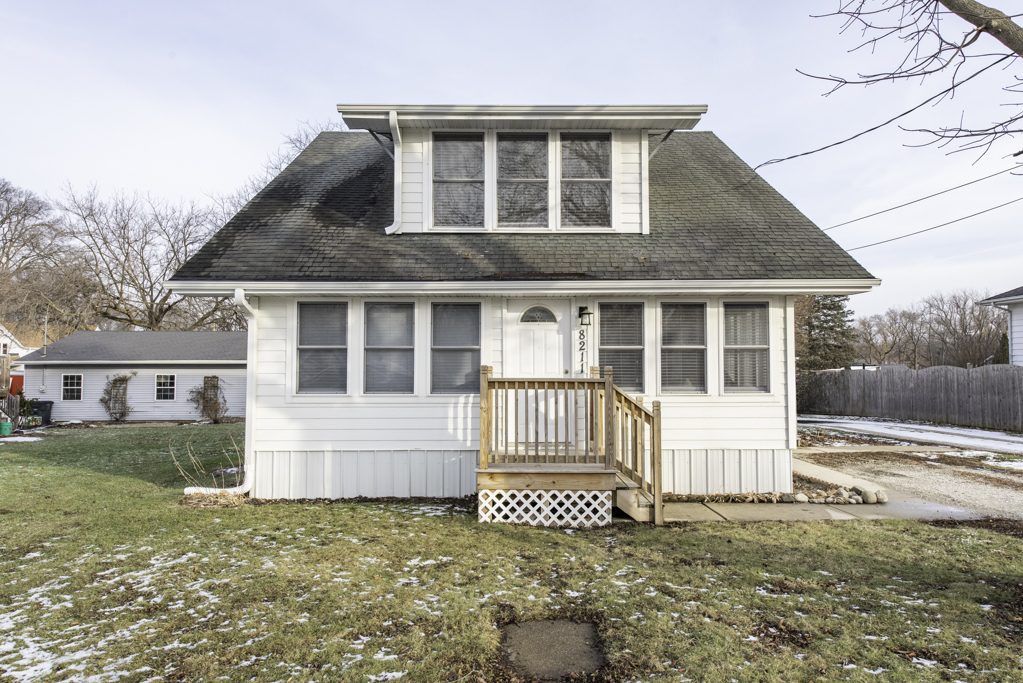 8211 198th Avenue, Bristol, WI 53104