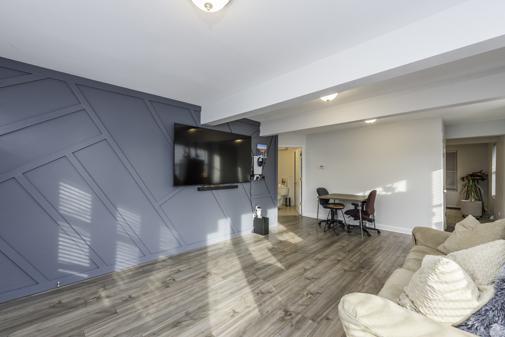 8211 198th Avenue, Bristol, WI 53104