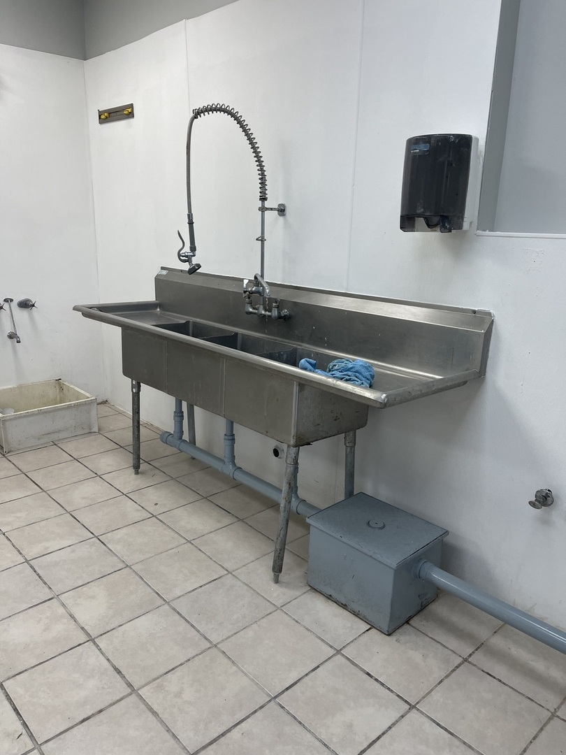 749 S Cicero Avenue, Chicago, IL 60644