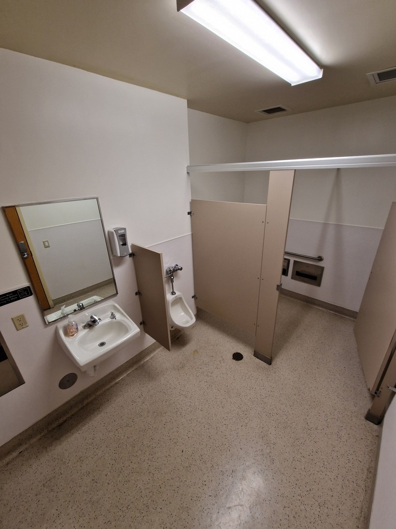 5343 N Lincoln Avenue, Chicago, IL 60625