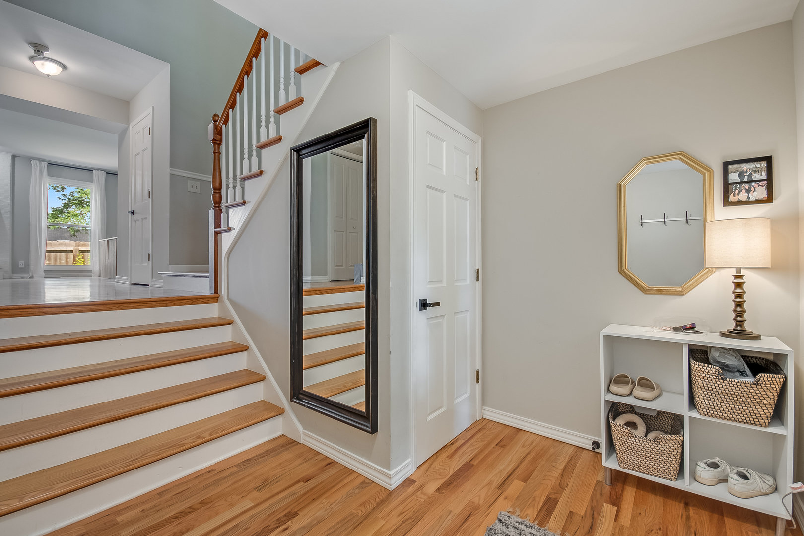 Naperville, IL 60563