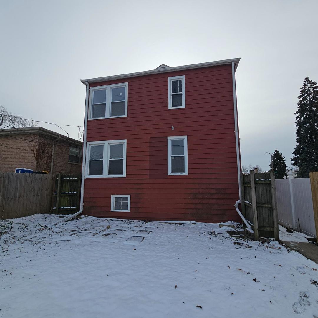 2626 W 96th Place, Evergreen Park, IL 60805