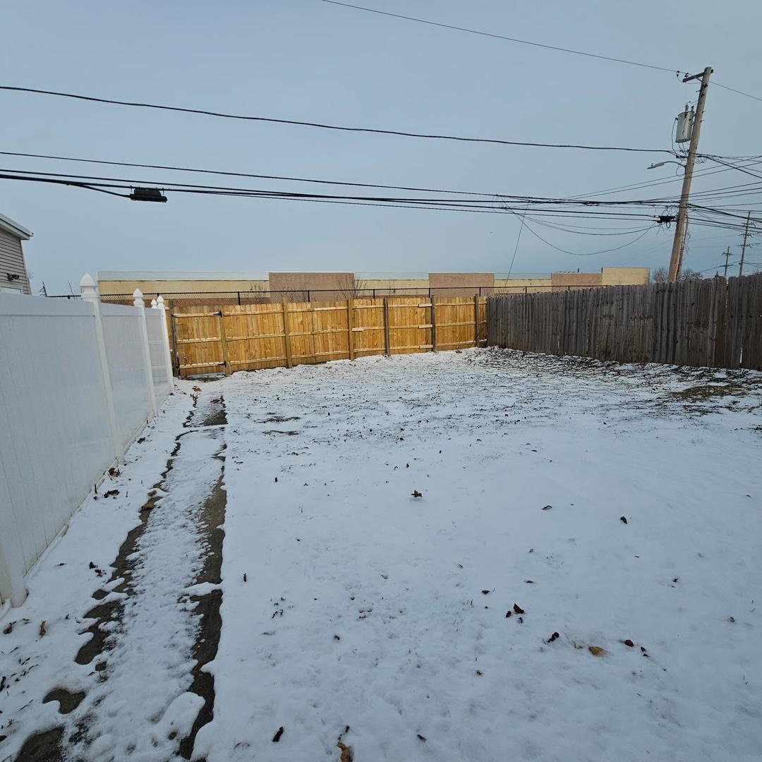 2626 W 96th Place, Evergreen Park, IL 60805