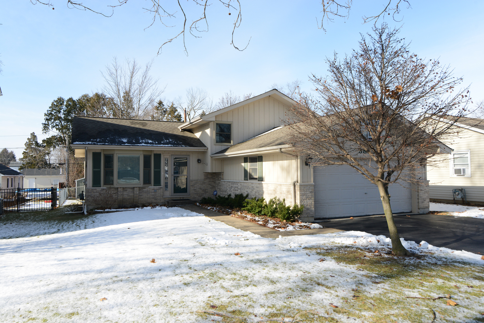 3S554 Virginia Avenue, Warrenville, IL 60555