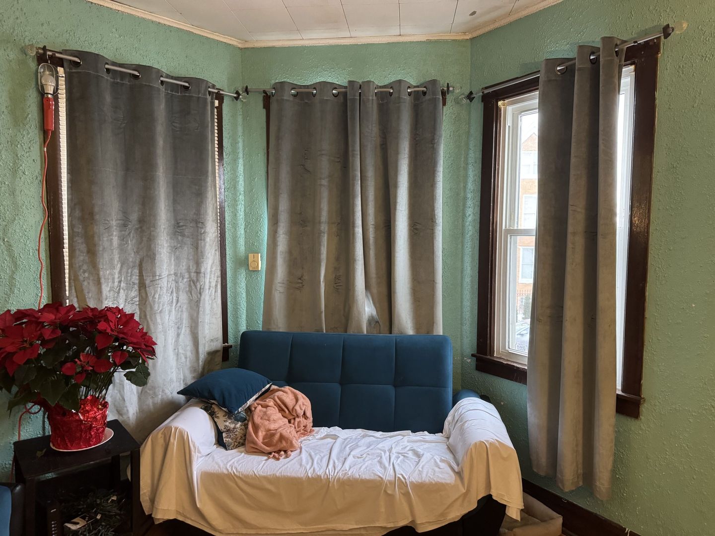 4717 S Rockwell Street, Chicago, IL 60632