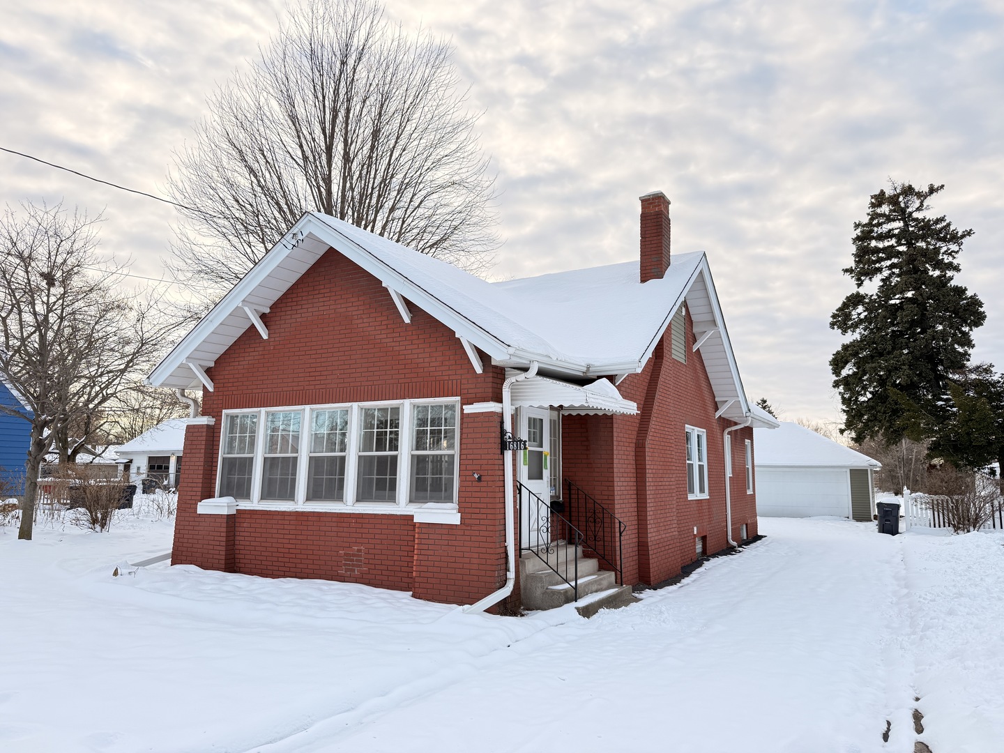 16816 S Park Avenue, South Holland, IL 60473