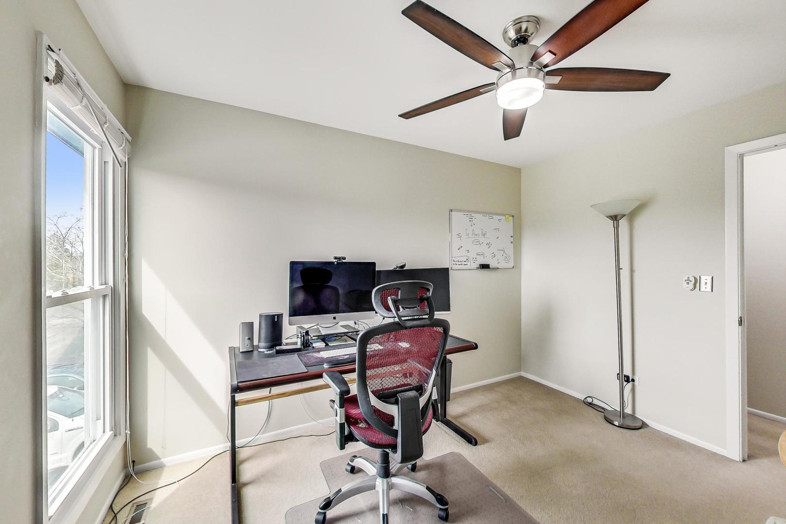 747 GARFIELD Avenue #C, Libertyville, IL 60048