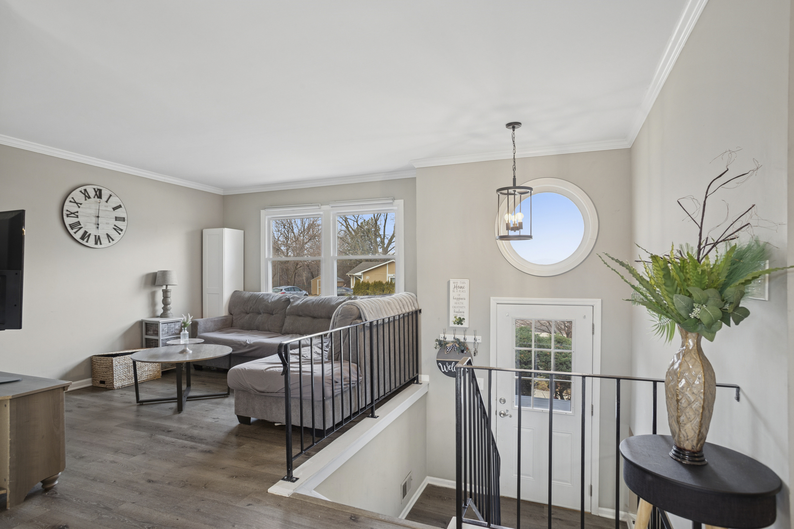 33 Opal Avenue, Glendale Heights, IL 60139