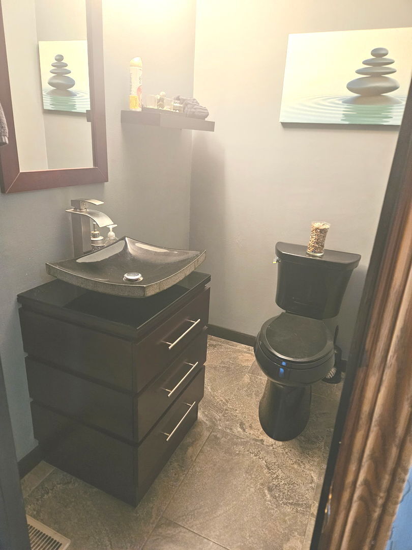 5395 S Carbon Hill Road, Gardner, IL 60424