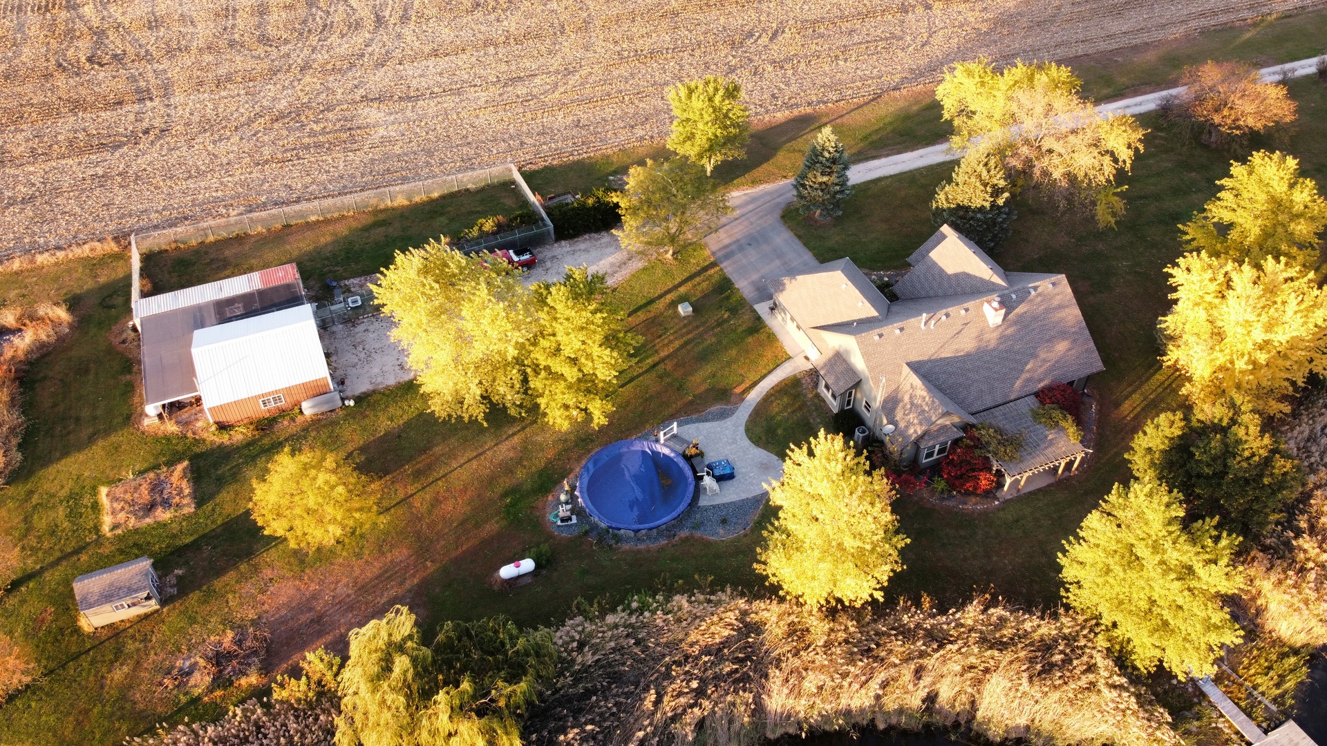 5395 S Carbon Hill Road, Gardner, IL 60424