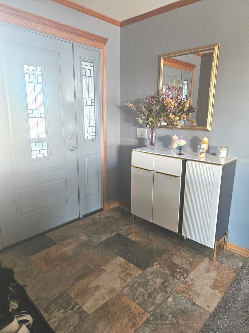 5395 S Carbon Hill Road, Gardner, IL 60424