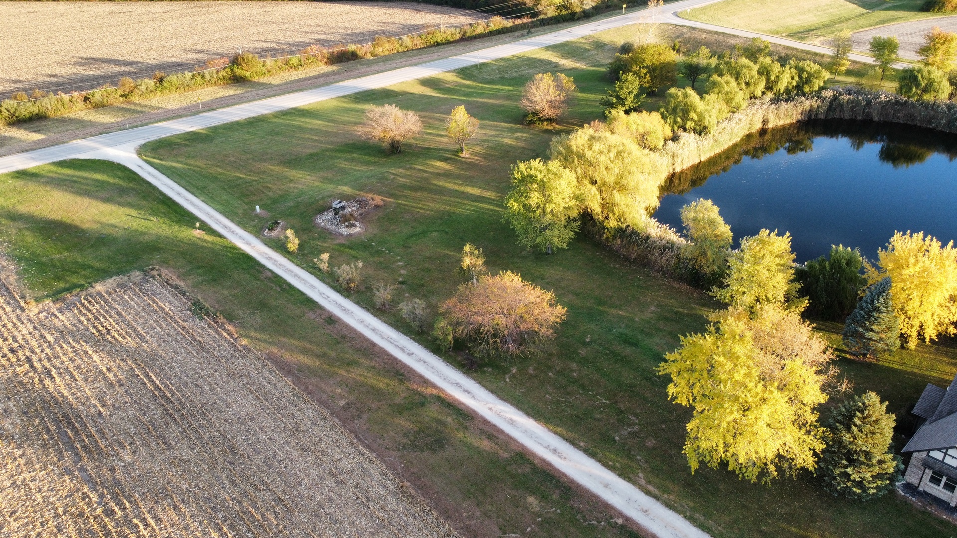 5395 S Carbon Hill Road, Gardner, IL 60424