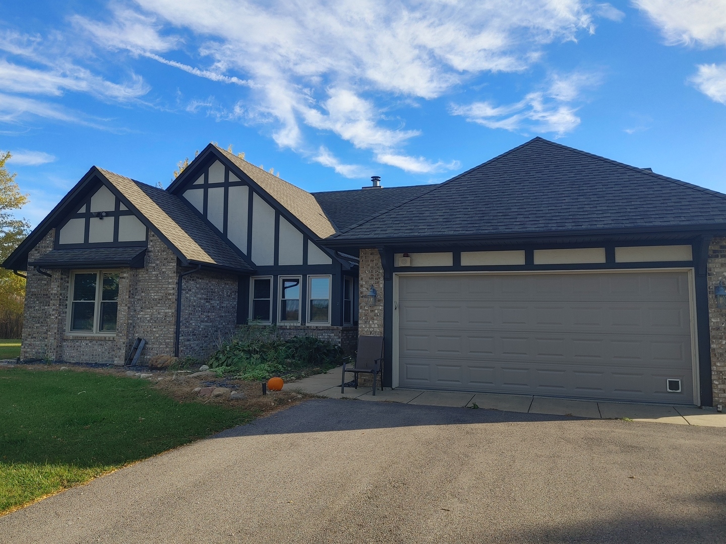 5395 S Carbon Hill Road, Gardner, IL 60424