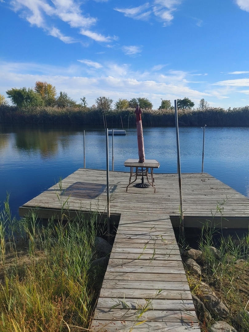 5395 S Carbon Hill Road, Gardner, IL 60424