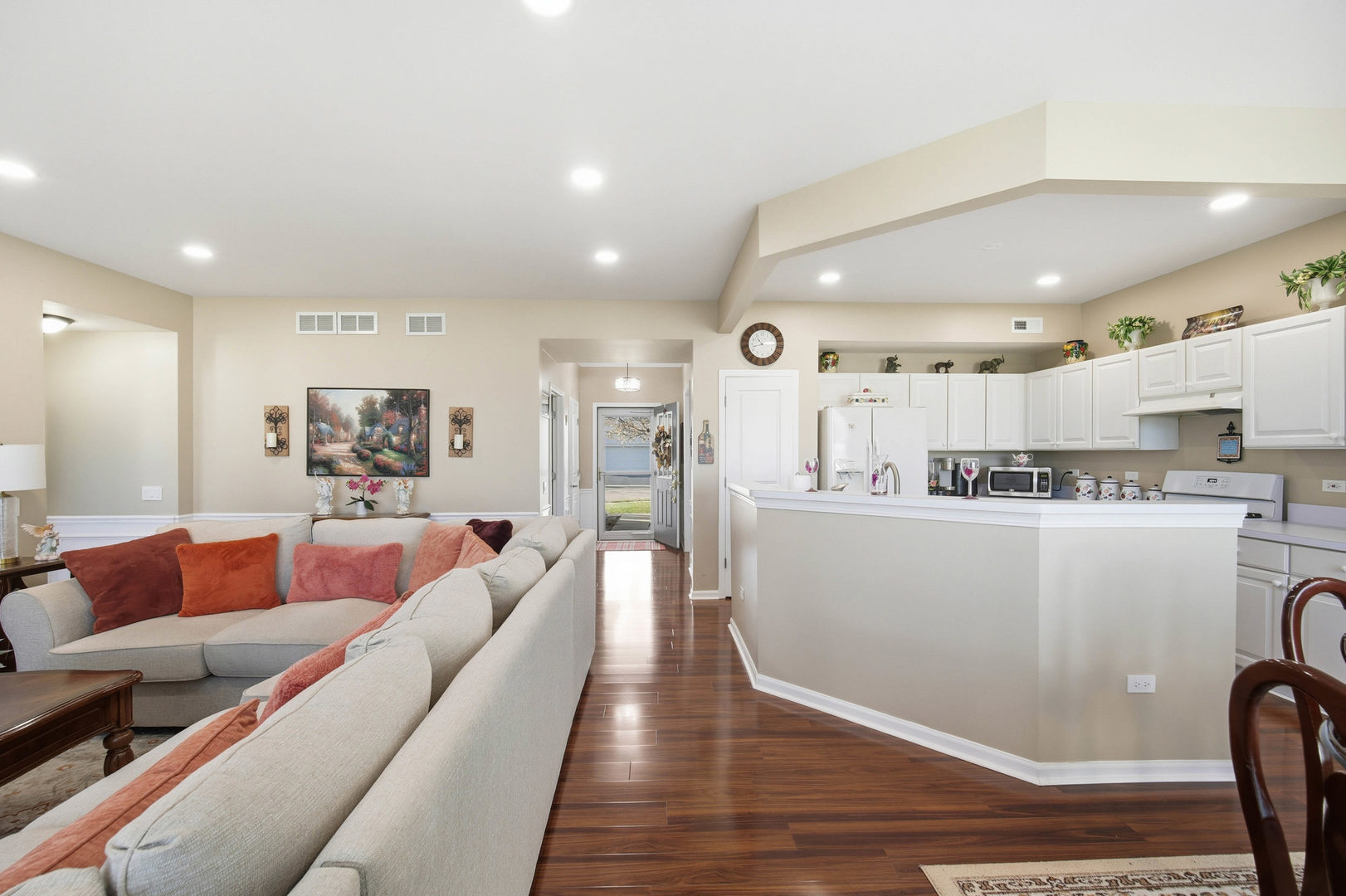 12862 Norfolk Drive, Huntley, IL 60142