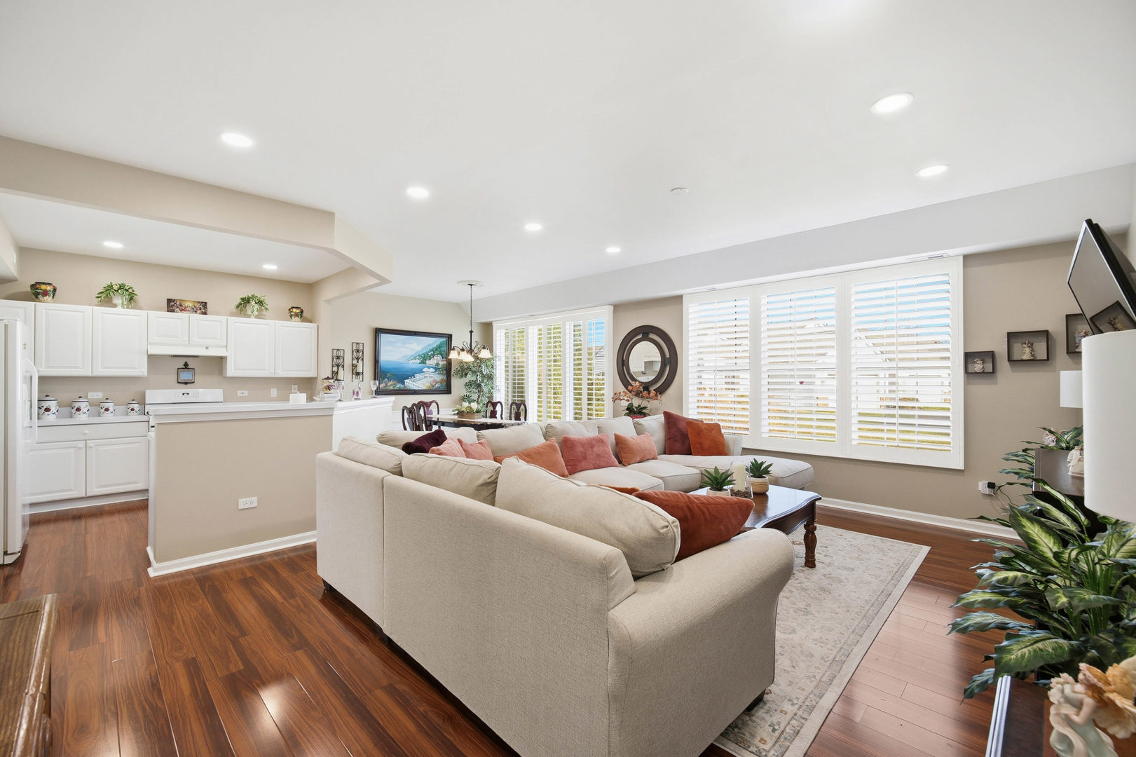 12862 Norfolk Drive, Huntley, IL 60142