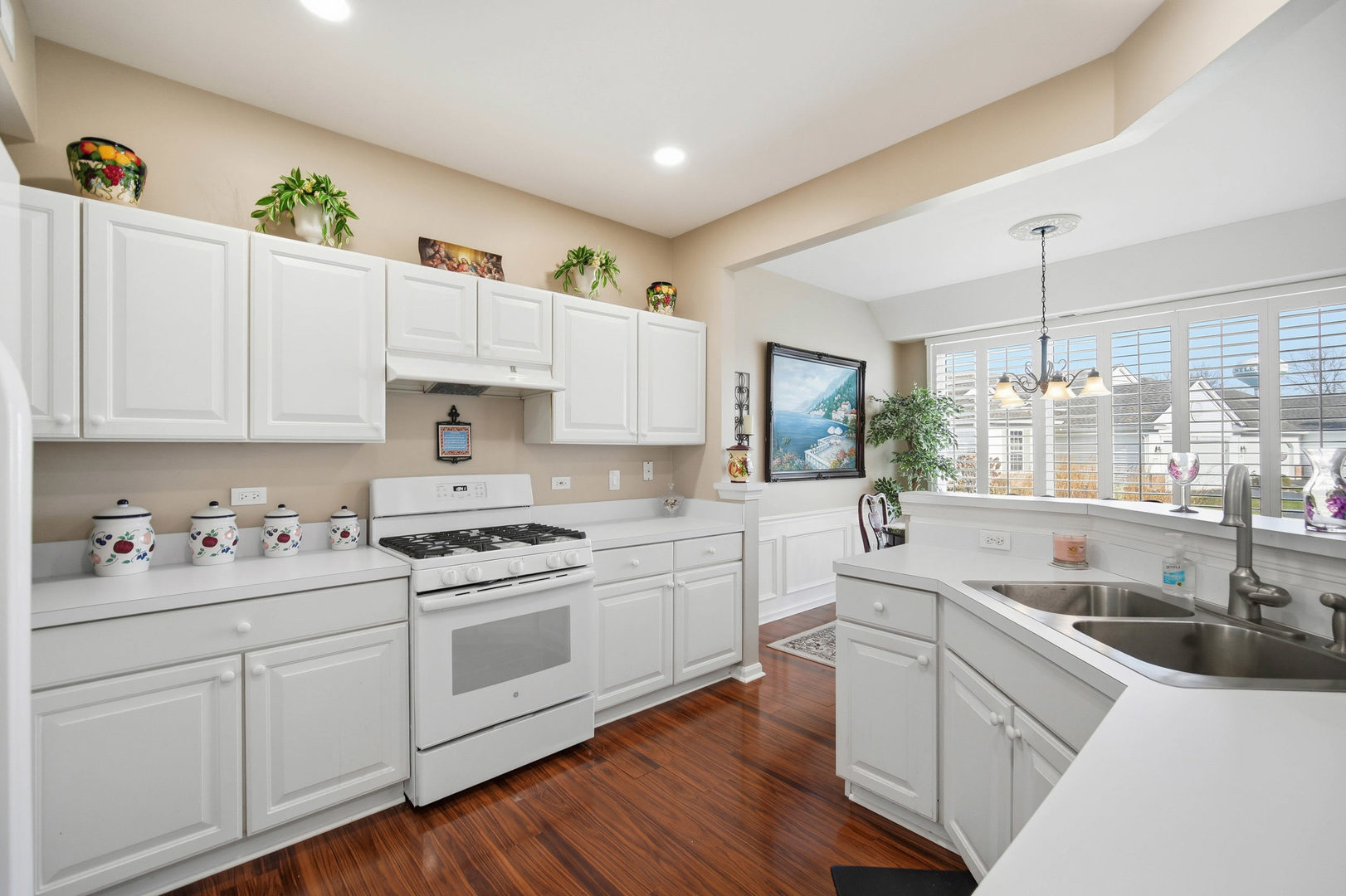 12862 Norfolk Drive, Huntley, IL 60142