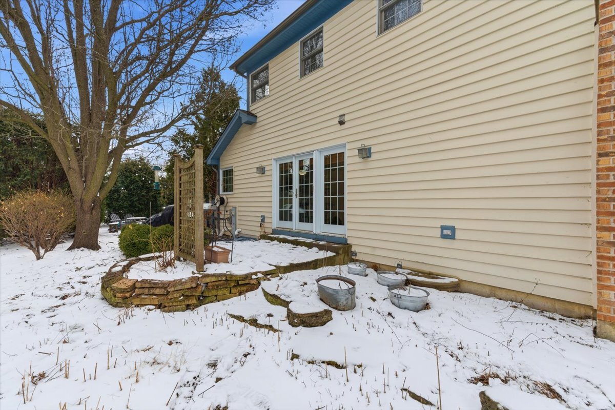 492 Patricia Court, Grayslake, IL 60030