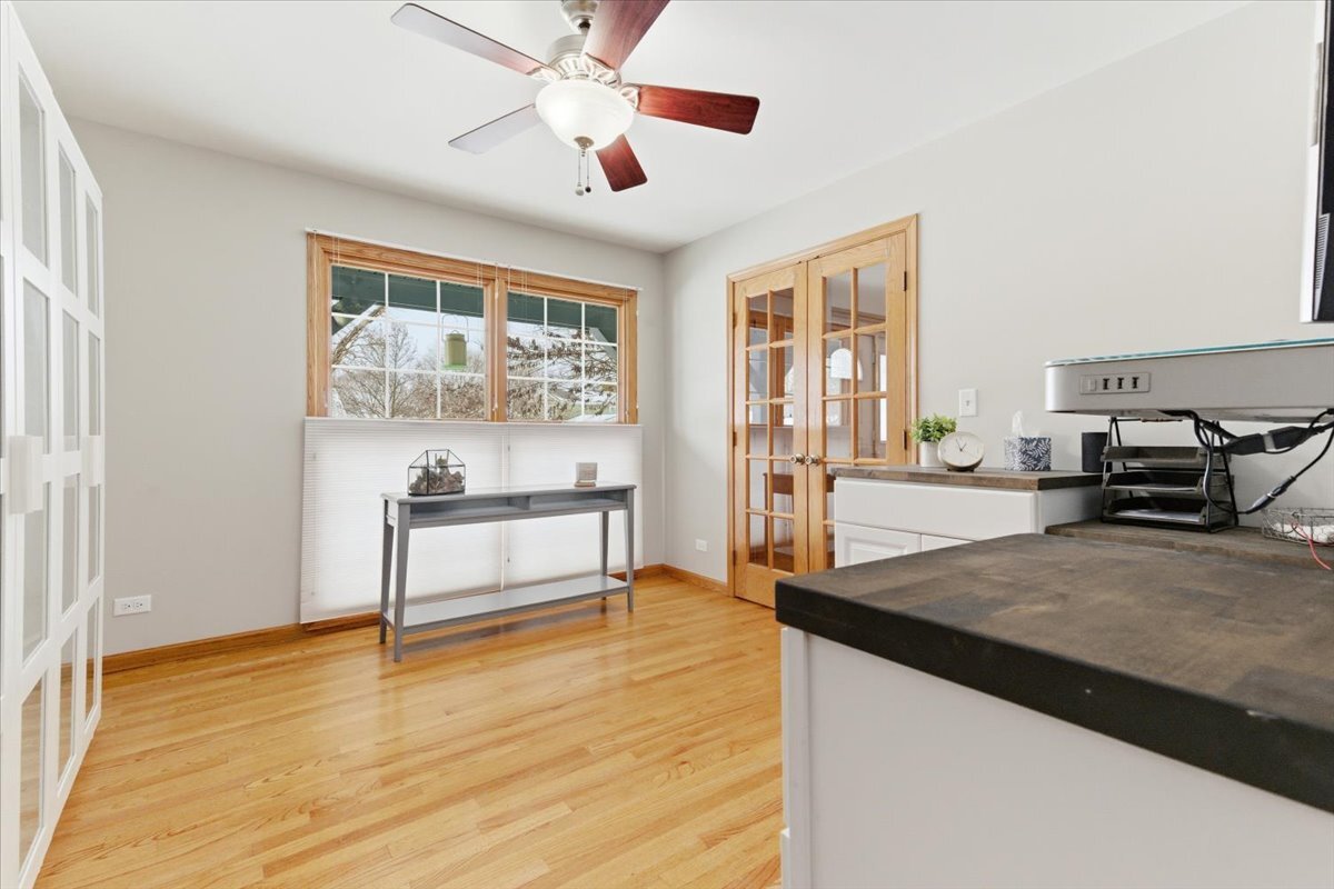 492 Patricia Court, Grayslake, IL 60030