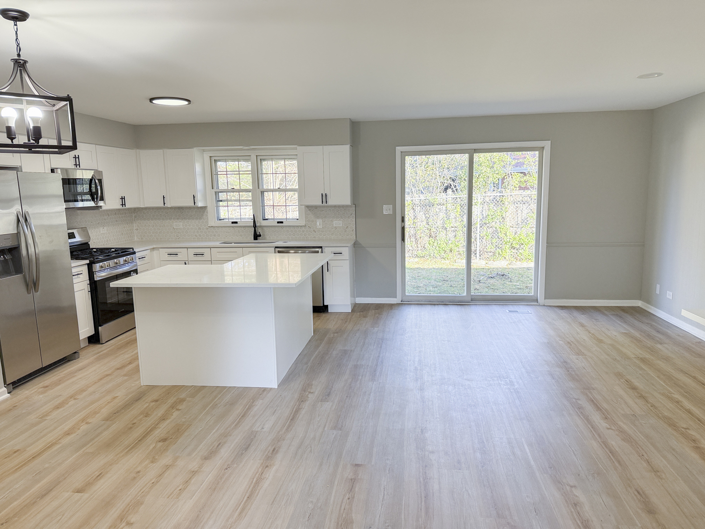 823 Bradoc Street, Chicago Heights, IL 60411