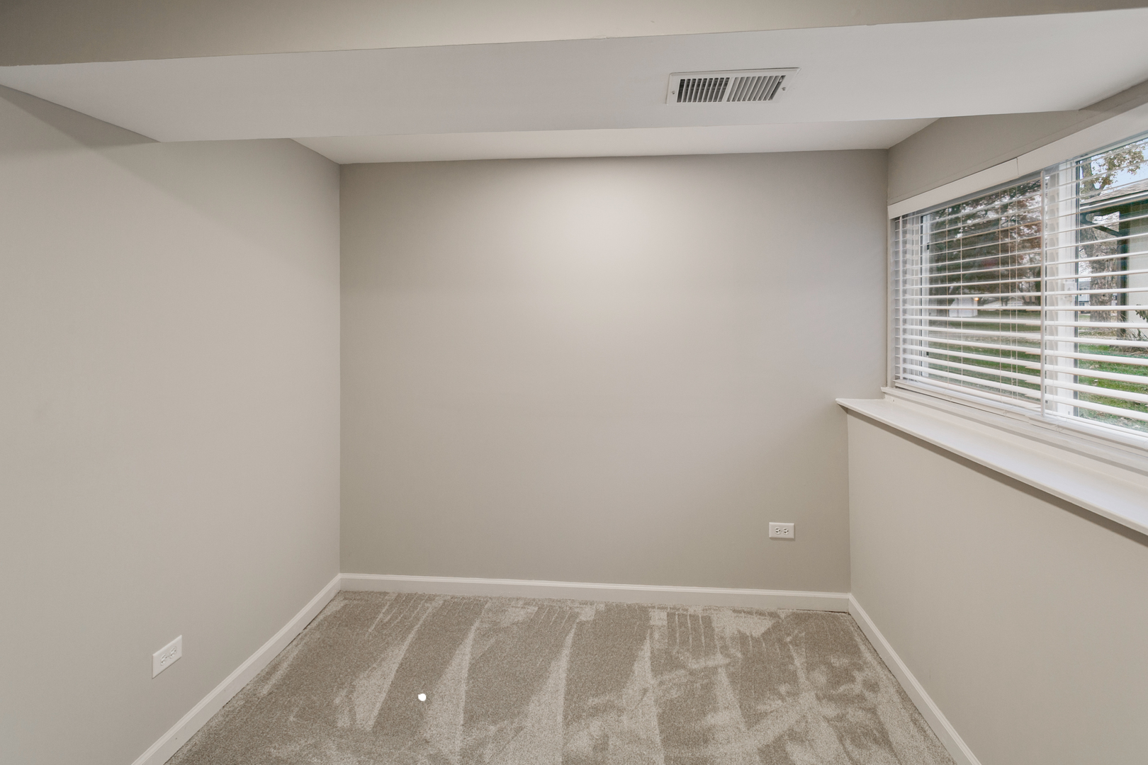 1061 Amherst Lane, University Park, IL 60484