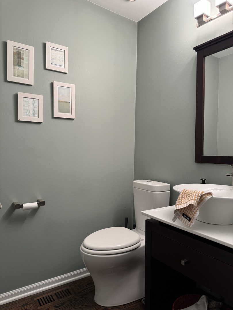 459 Rock Hall Circle, Grayslake, IL 60030