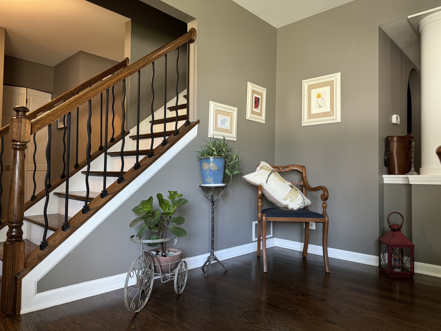 459 Rock Hall Circle, Grayslake, IL 60030