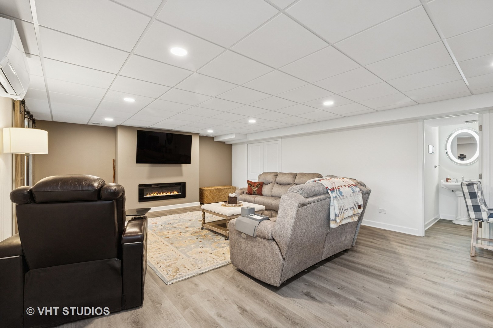 2032 Wentworth Drive, Volo, IL 60020