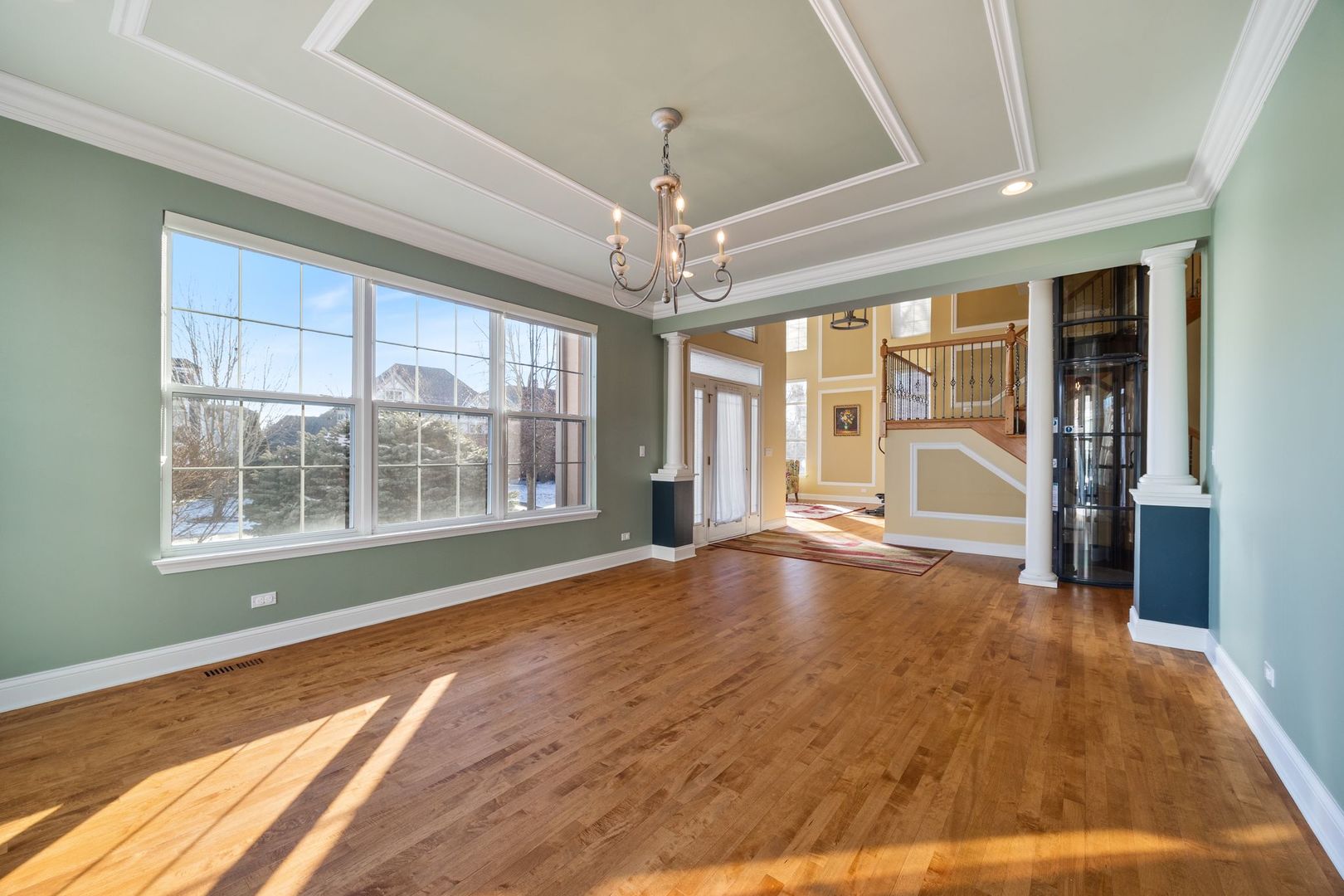 408 N White Deer Trail, Vernon Hills, IL 60061