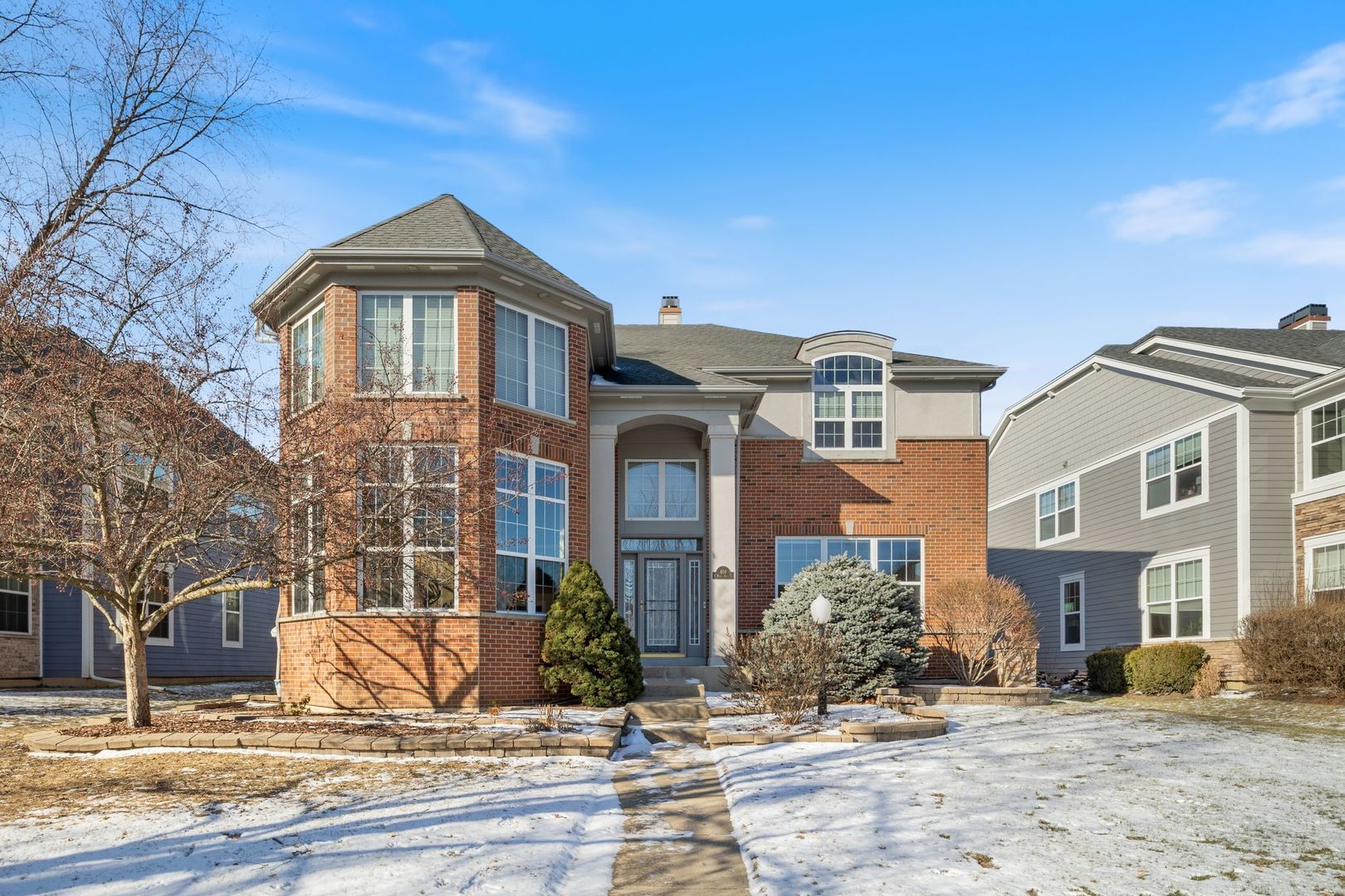408 N White Deer Trail, Vernon Hills, IL 60061